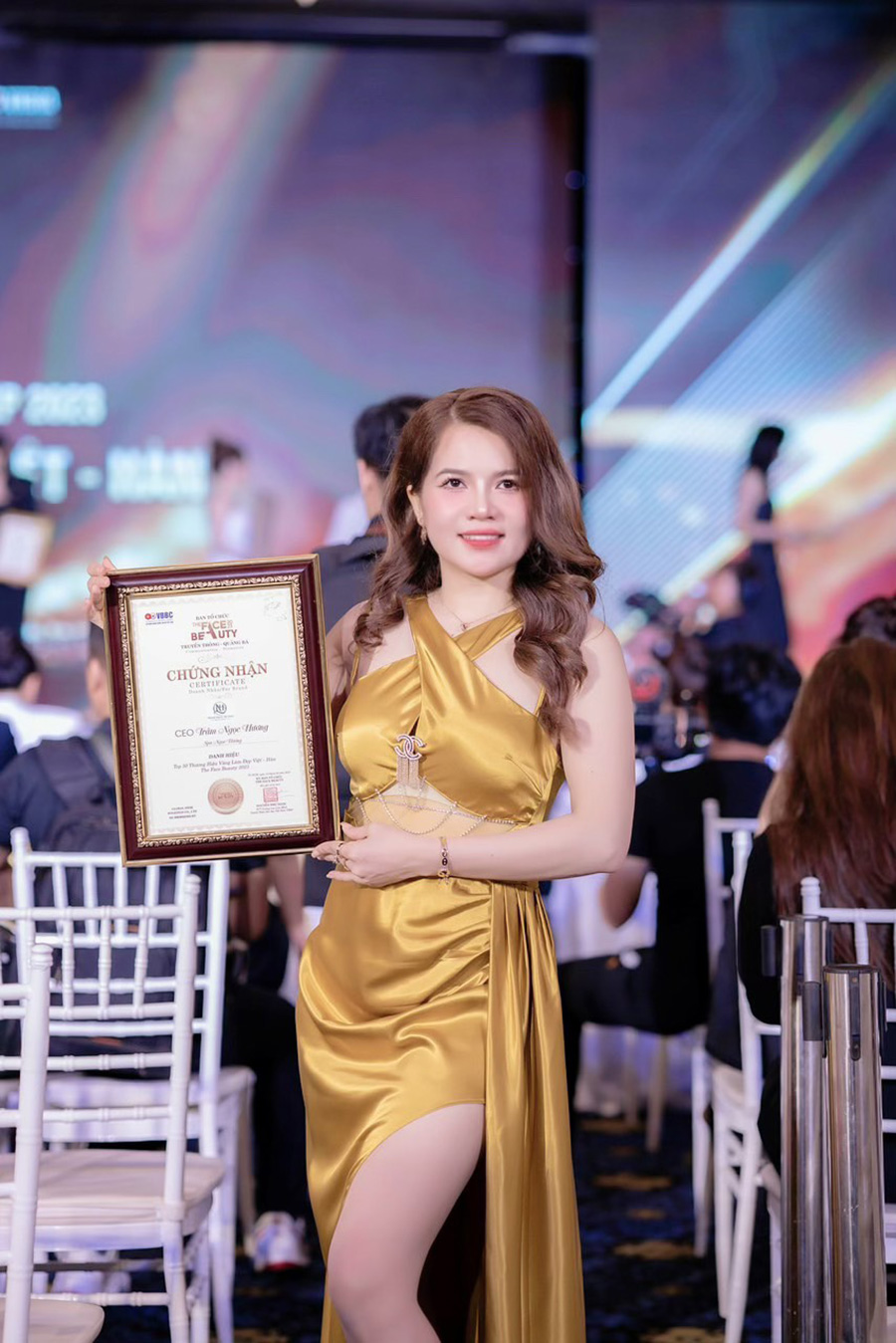 CEO Tram Ngoc Huong 9