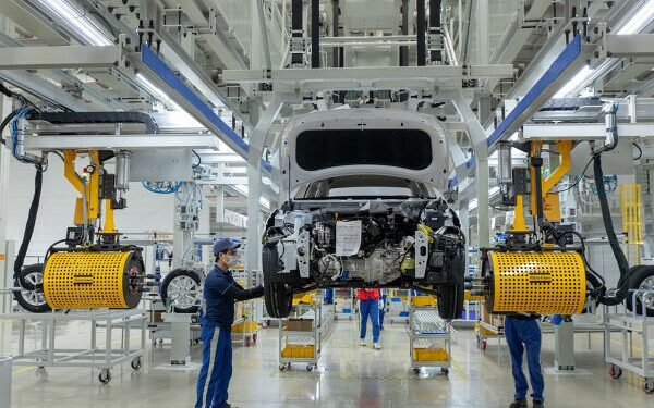 Khánh thành thêm nhà máy ô tô, TC Group sẽ dồn lực vào xe điện?