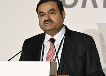 Tham vọng phủ sóng toàn cầu của tỷ phú giàu nhất Ấn Độ ‘gặp hạn đầu năm’: Bị cáo buộc là ‘doanh nghiệp lừa đảo’ và chuyên rửa tiền