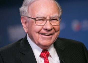 Warren Buffett: Chìa khóa giúp tôi thành công chỉ ‘gói gọn’ trong 1 từ